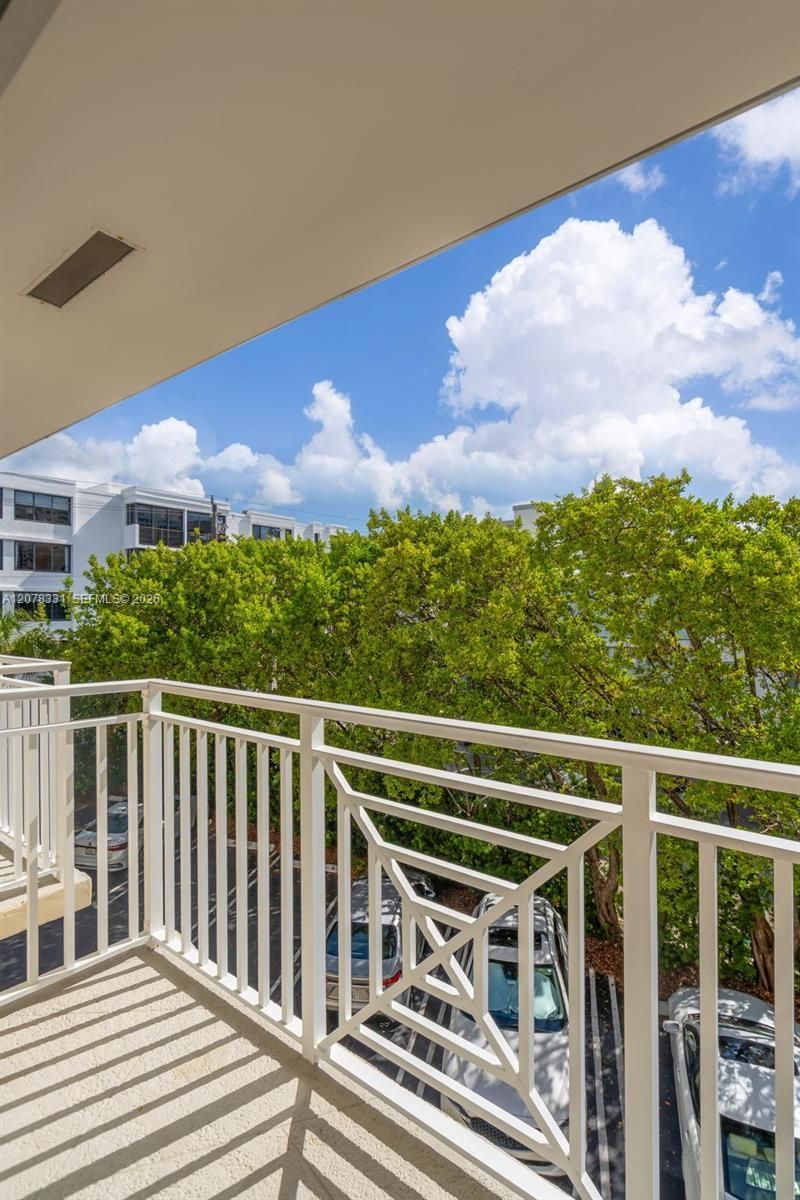 255 Sunrise Dr , Unit 309, Key Biscayne, FL 33149 Photo
