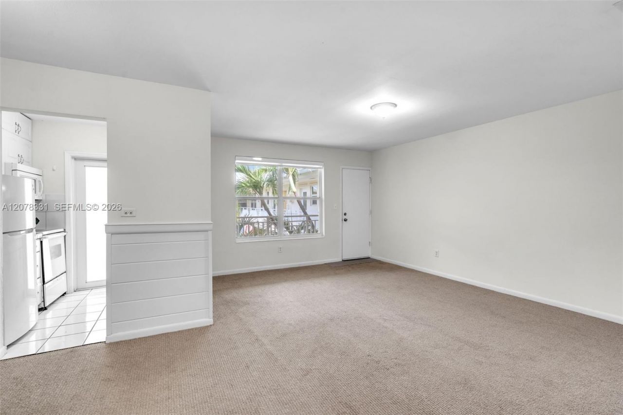 255 Sunrise Dr , Unit 309, Key Biscayne, FL 33149 Photo