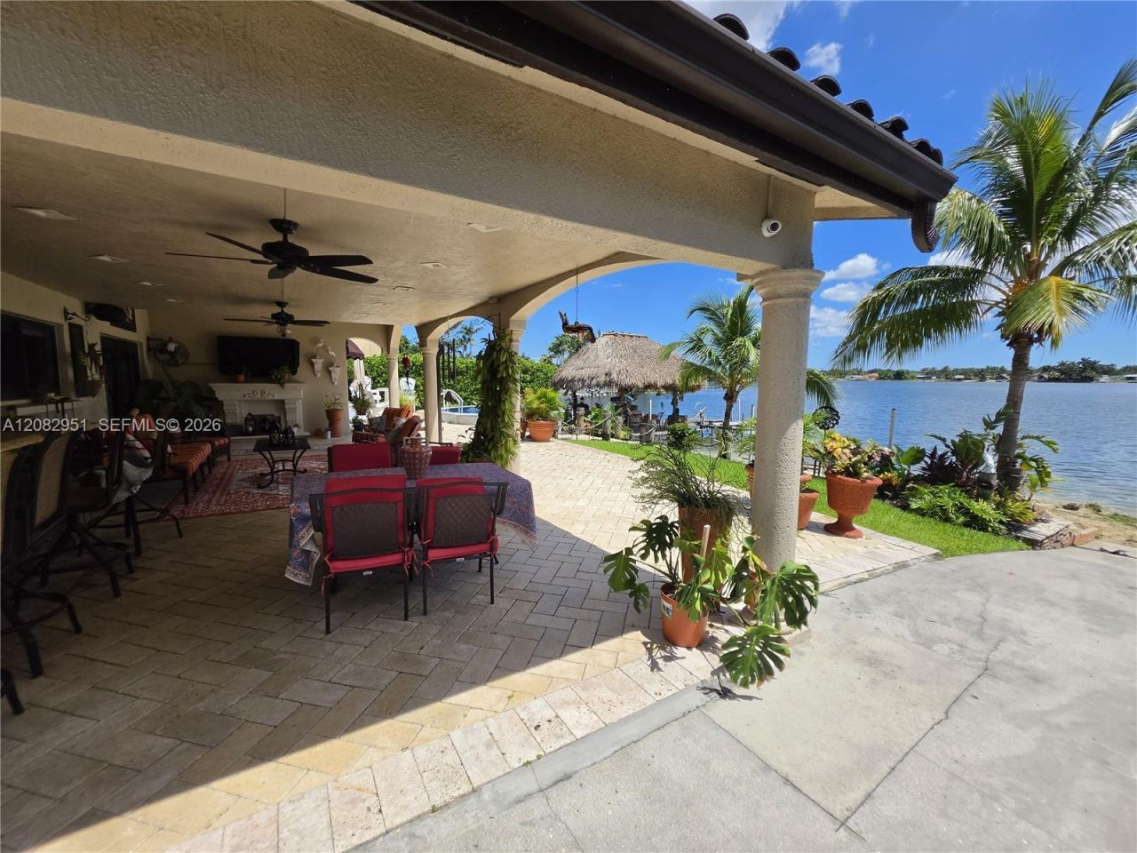 8450 NW 178th St, Hialeah, FL 33015 Photo