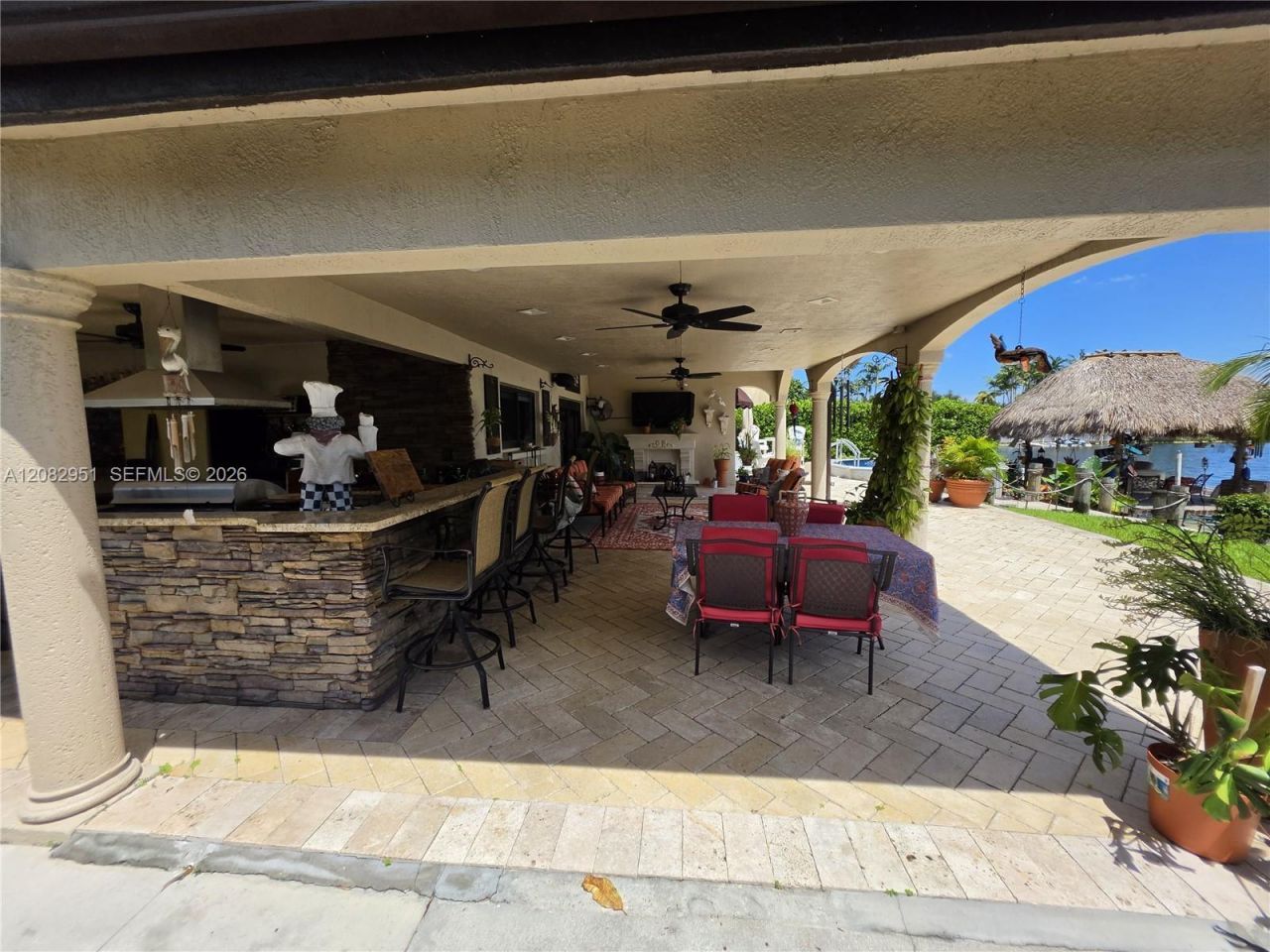 8450 NW 178th St, Hialeah, FL 33015 Photo