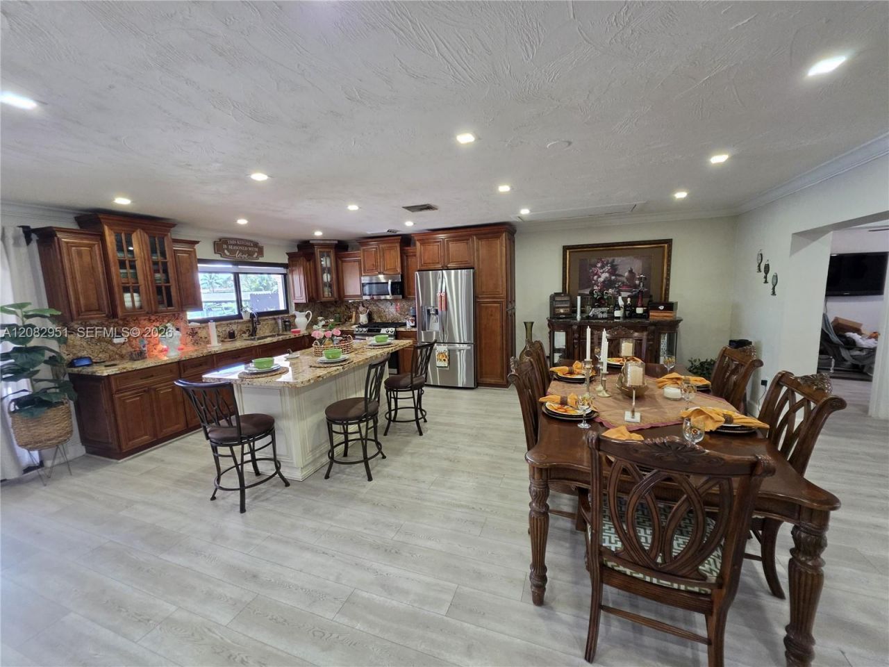 8450 NW 178th St, Hialeah, FL 33015 Photo