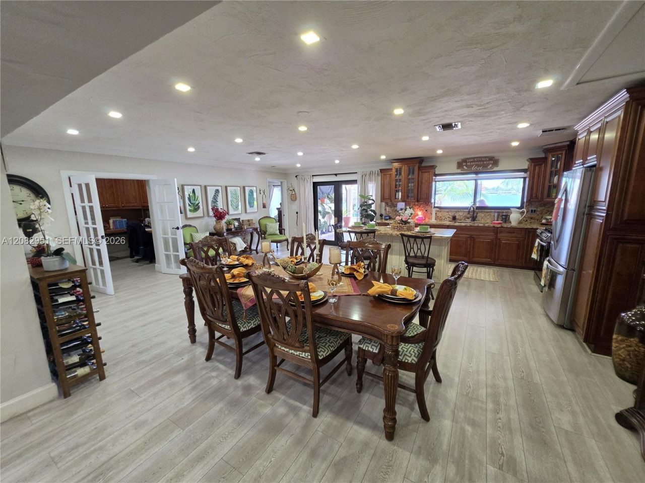 8450 NW 178th St, Hialeah, FL 33015 Photo