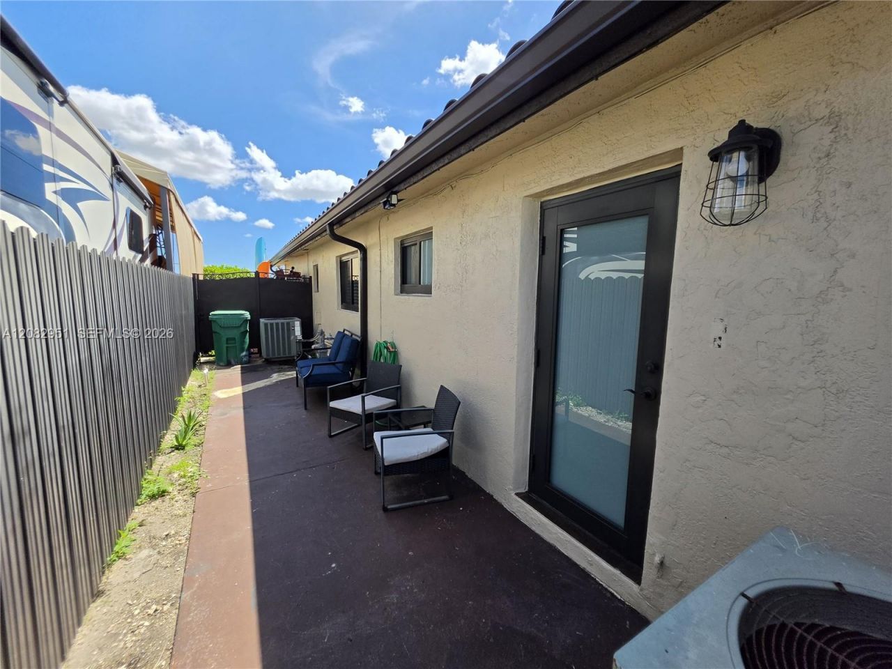 8450 NW 178th St, Hialeah, FL 33015 Photo