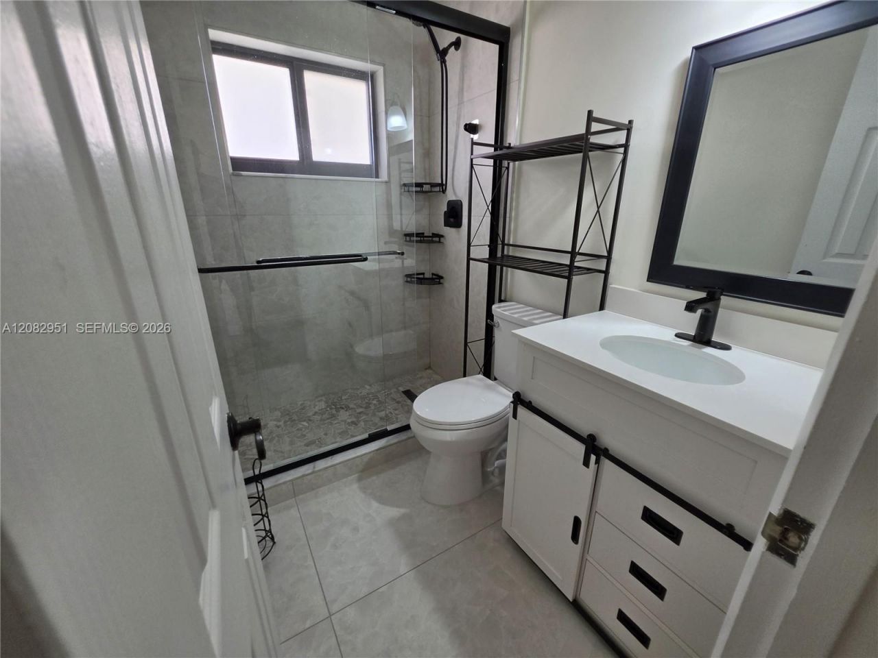8450 NW 178th St, Hialeah, FL 33015 Photo