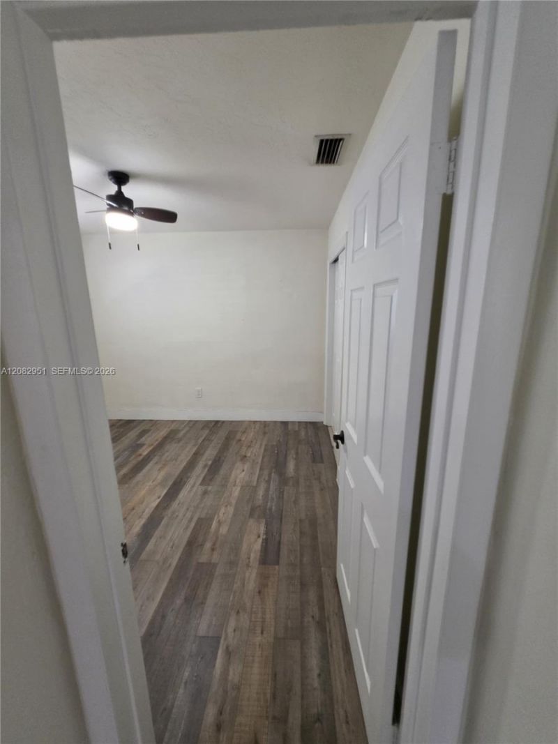 8450 NW 178th St, Hialeah, FL 33015 Photo