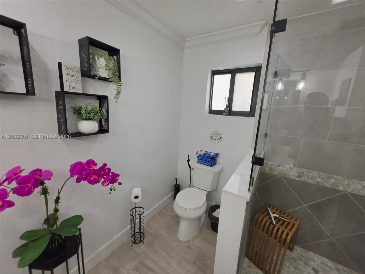 8450 NW 178th St, Hialeah, FL 33015 Photo
