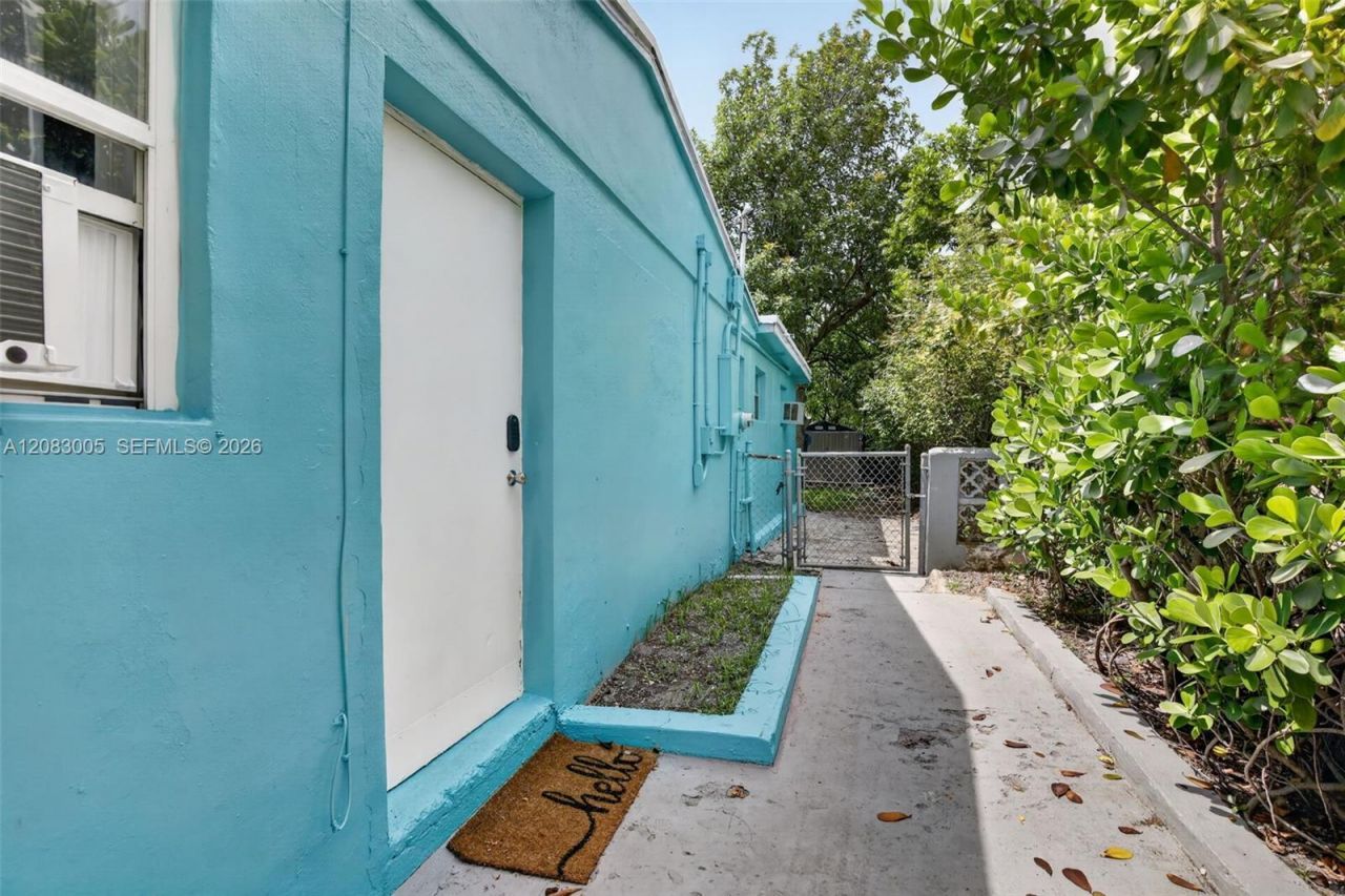 6238 Hayes St, Unit 1, Hollywood, FL 33024 Photo