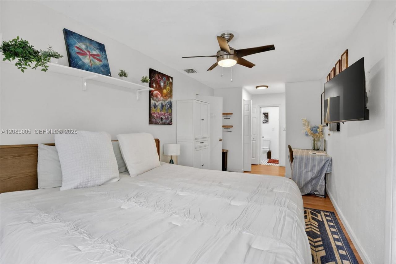 6238 Hayes St, Unit 1, Hollywood, FL 33024 Photo