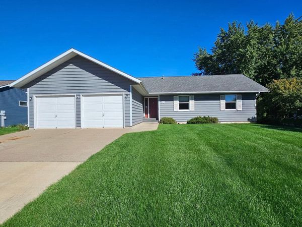 30 Tews Avenue, Lewiston, MN 55952