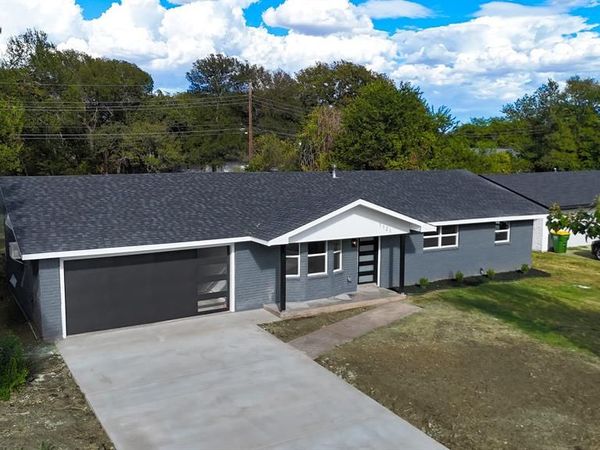 1121 Victoria Street, Bellmead, TX 76705
