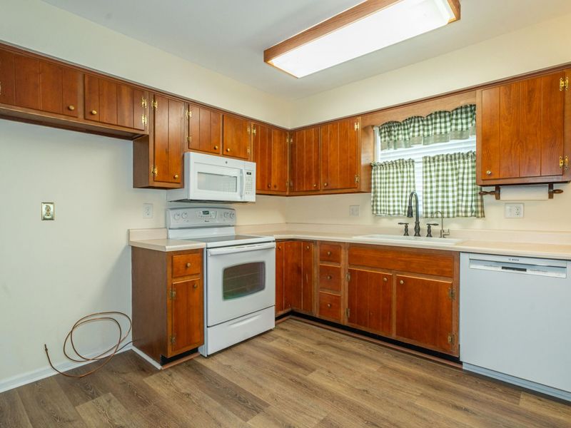 4012 Quail Bush Drive, Dayton, OH 45424 Photo 7