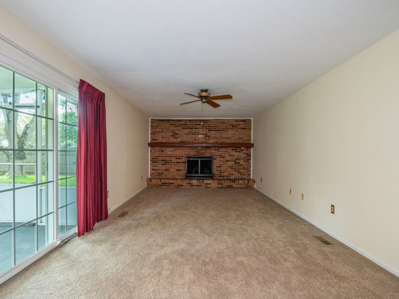 4012 Quail Bush Drive, Dayton, OH 45424 Photo 8