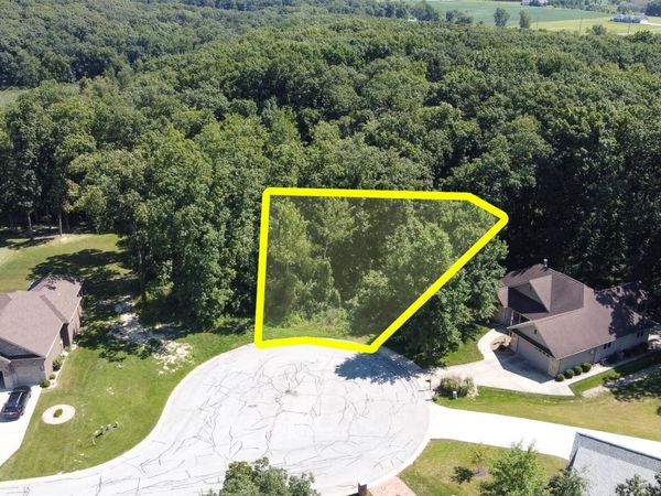 81 Morena Terrace , Crown Point, IN 46307