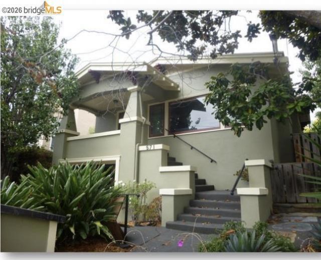 571 Athol, Oakland, CA 94606 Main Photo