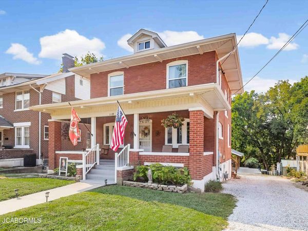 1625 W MAIN STREET, Jefferson City, MO 65109