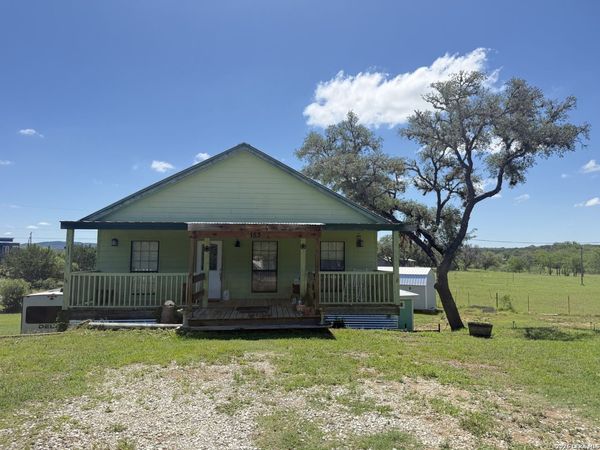 153 Park, Bandera, TX 78003