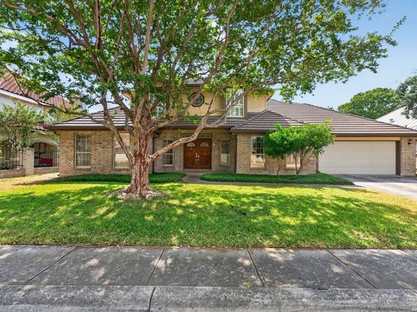 84 Granburg Circle, San Antonio, TX 78218