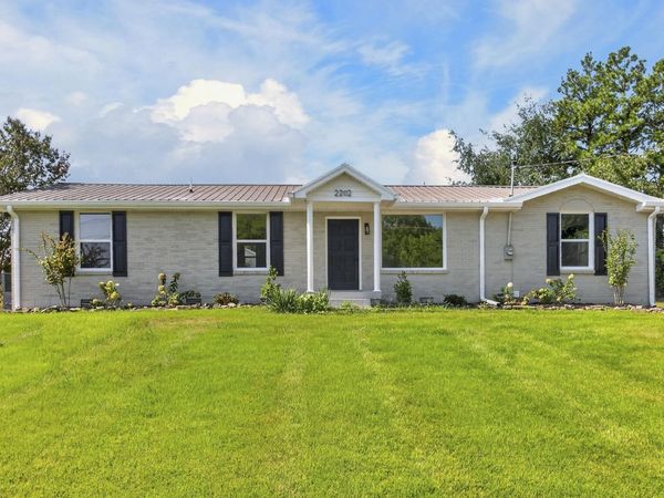 2202 Lynwood Dr , Greenbrier, TN 37073