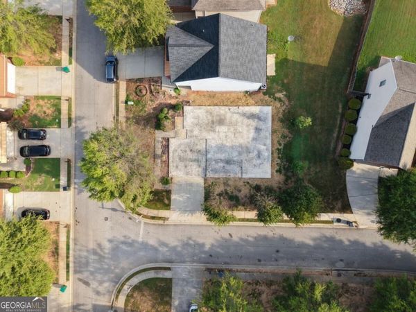 140 Whimsical Court, Locust Grove, GA 30248