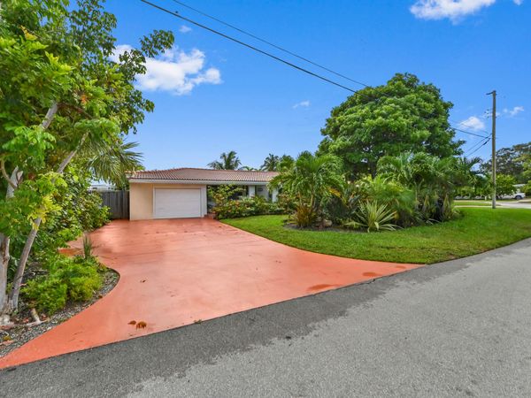 1513 NE 28th Drive, Wilton Manors, FL 33334