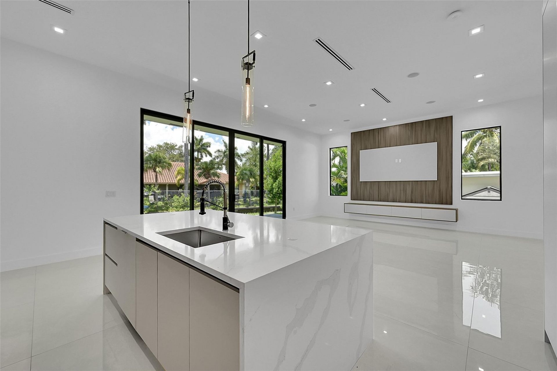 656 NW 21st Street, Fort Lauderdale, FL 33311 Photo