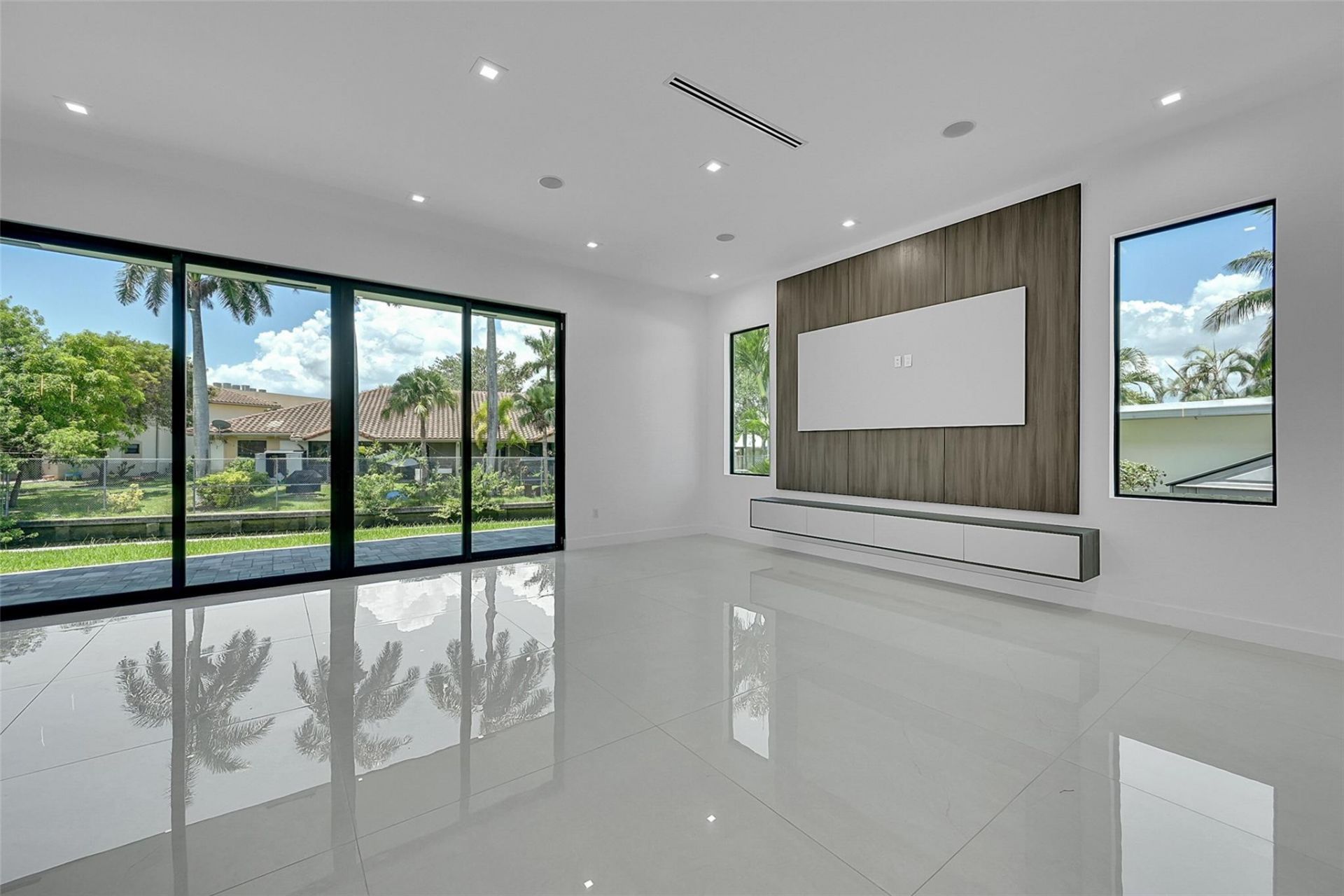 656 NW 21st Street, Fort Lauderdale, FL 33311 Photo