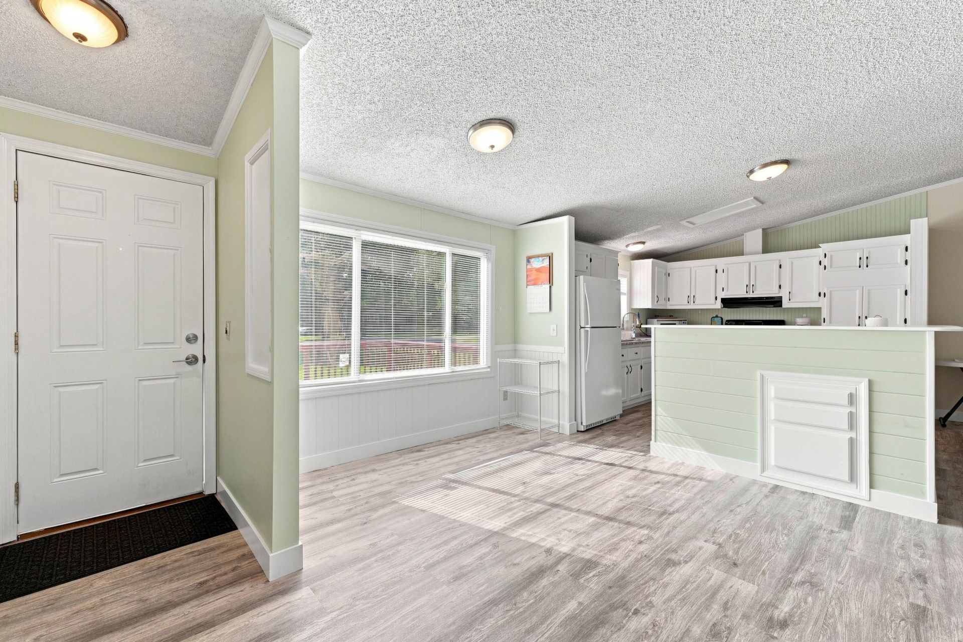 102 Dean Drive Photo 10