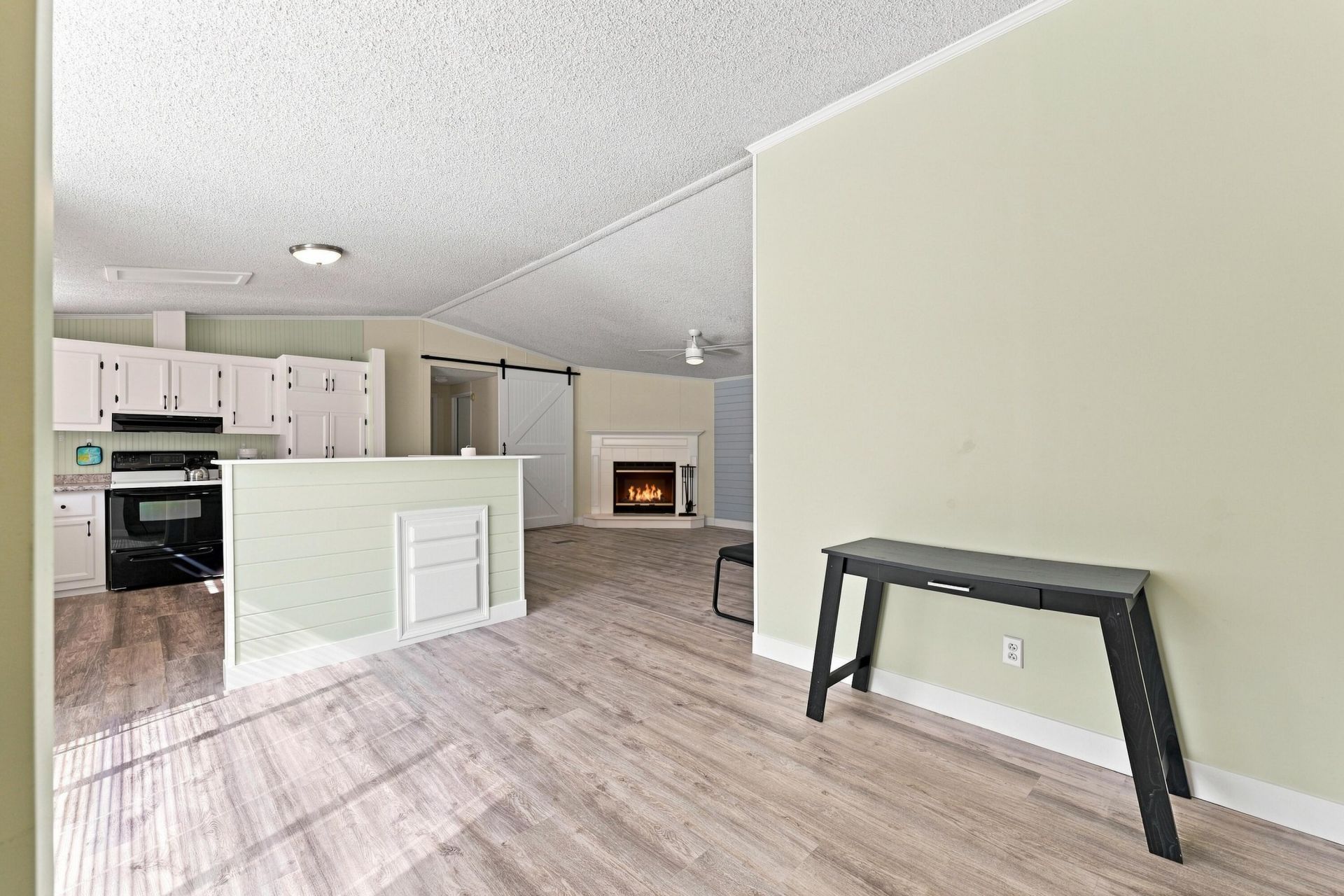 102 Dean Drive Photo 11