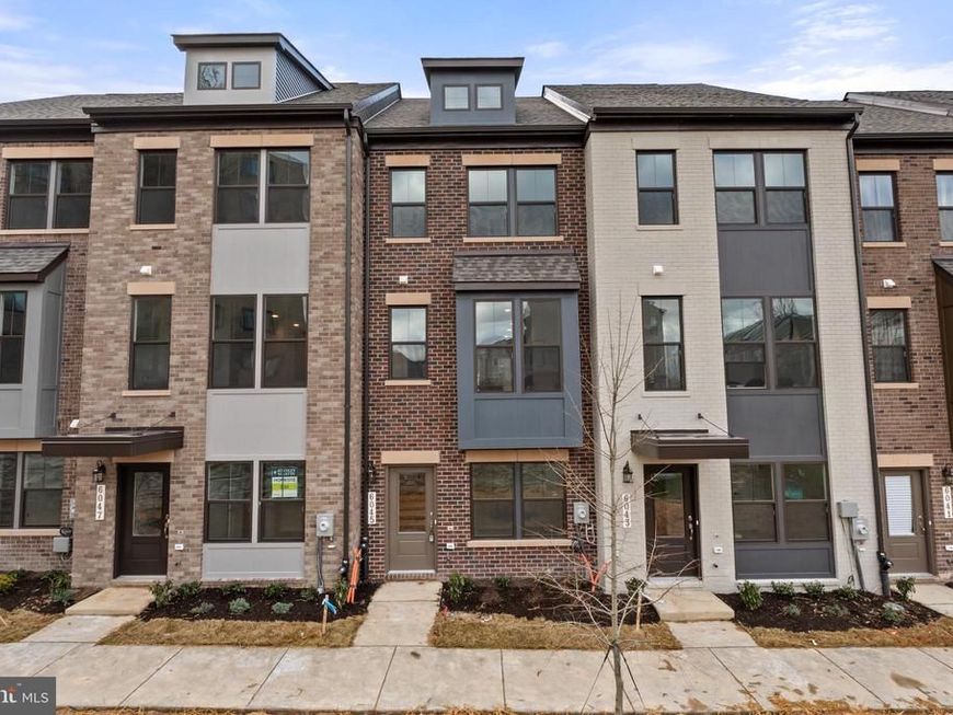 6045 Soho Way, Hyattsville, MD 20782 Main Photo