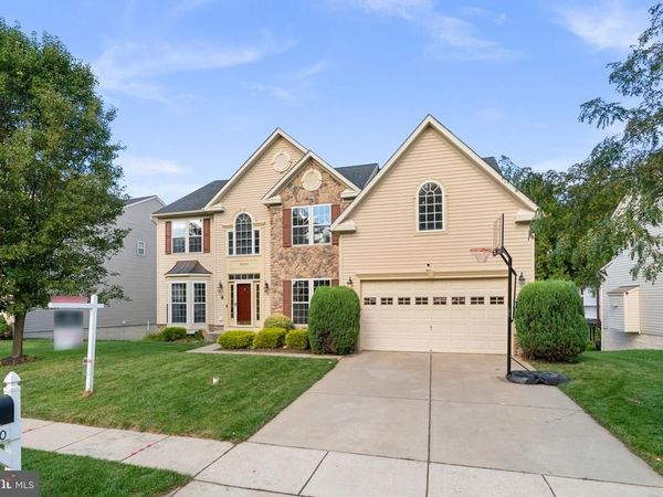 9220 AMBER OAKS WAY, OWINGS MILLS, MD 21117