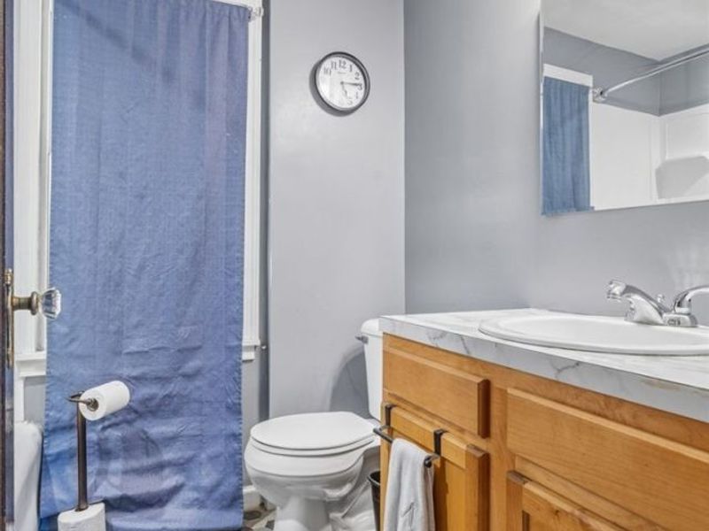 2409 Lake Road Boulevard NW, Canton, OH 44705 Photo 17