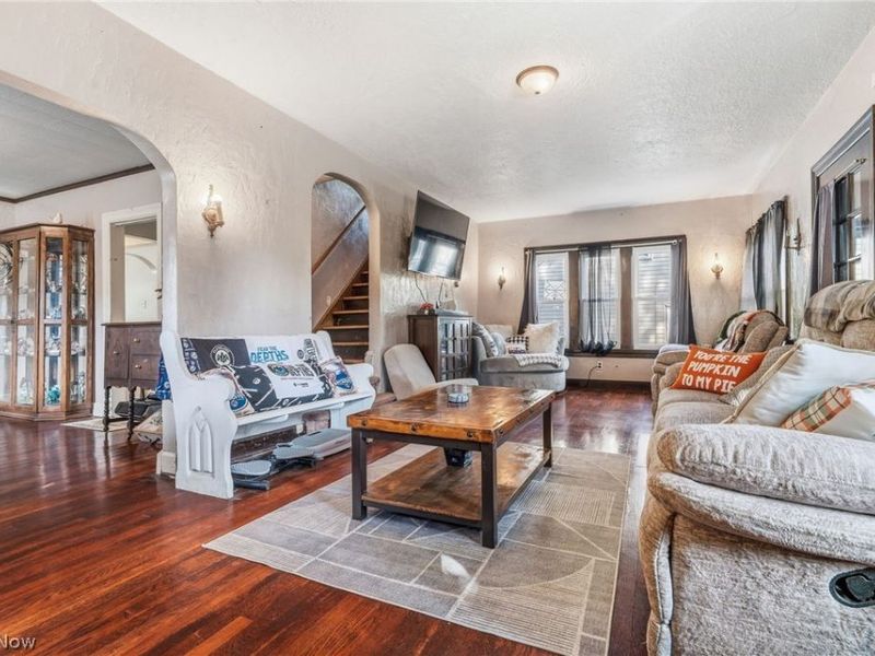 2409 Lake Road Boulevard NW, Canton, OH 44705 Photo 4