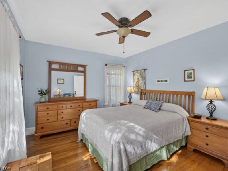 3389 E Monmouth Road, Cleveland, OH 44118 Photo 27