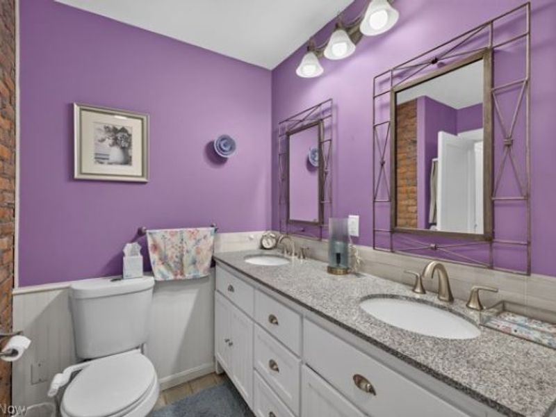 3389 E Monmouth Road, Cleveland, OH 44118 Photo 30