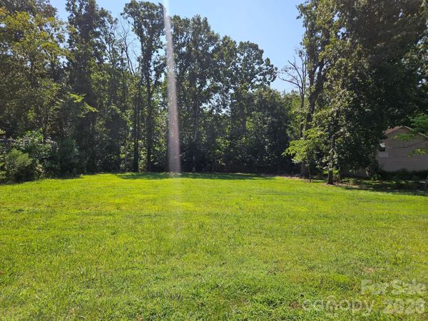 216 Matthews Township Parkway , Matthews, NC 28105