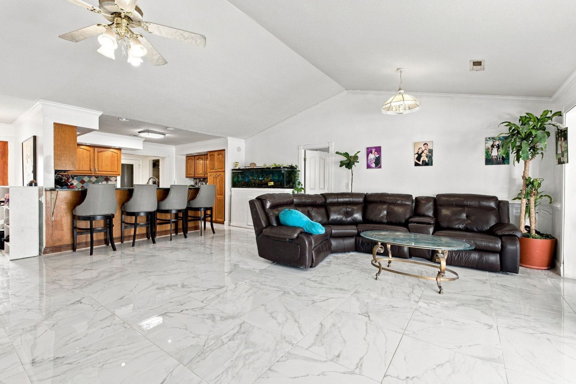 215 Pilothouse Dr.  Photo 6