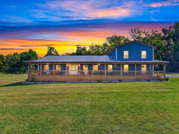 8320 Cattail Road NE, Pleasantville, OH 43148