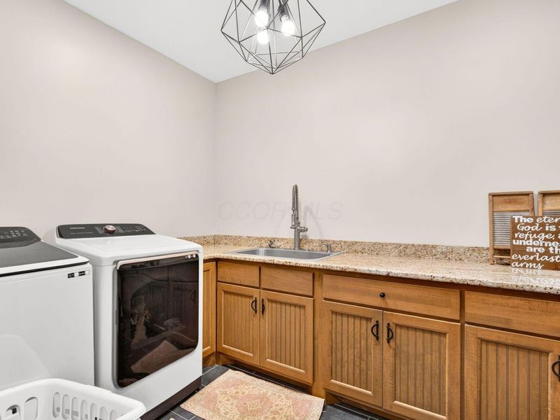 8320 Cattail Road NE, Pleasantville, OH 43148 Photo 25