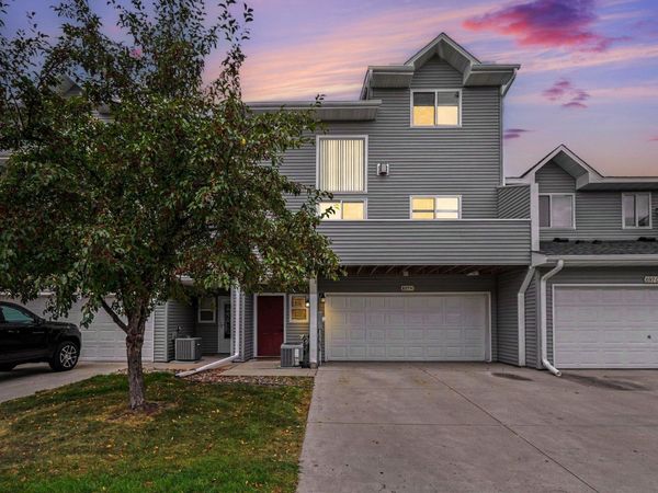 697 Kingfisher Lane, Unit H, Woodbury, MN 55125