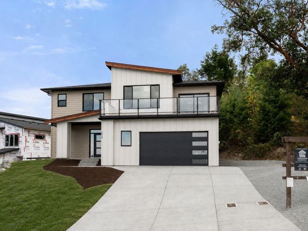 4949 Dixon Lane, Lantzville, BC V0R 2H0