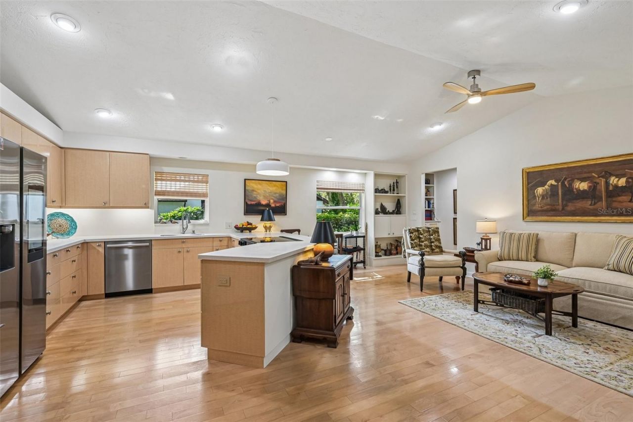 4502 Friar Tuck Lane , Sarasota, FL 34232 Photo