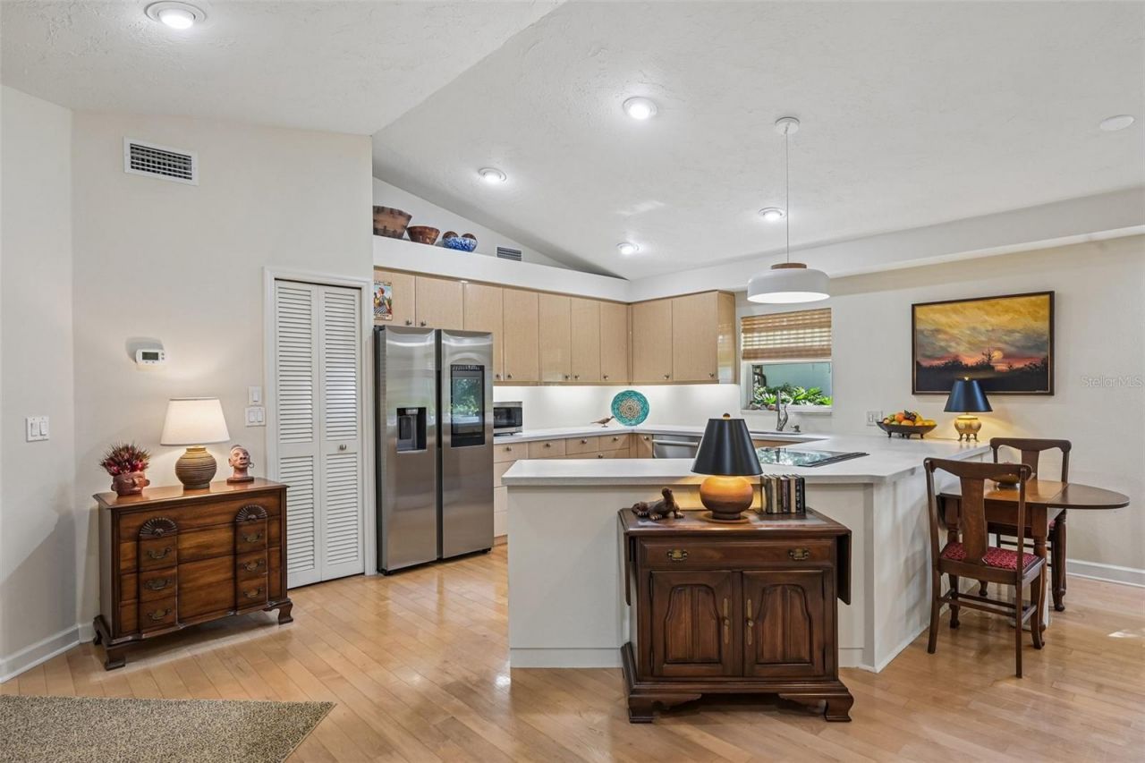 4502 Friar Tuck Lane , Sarasota, FL 34232 Photo