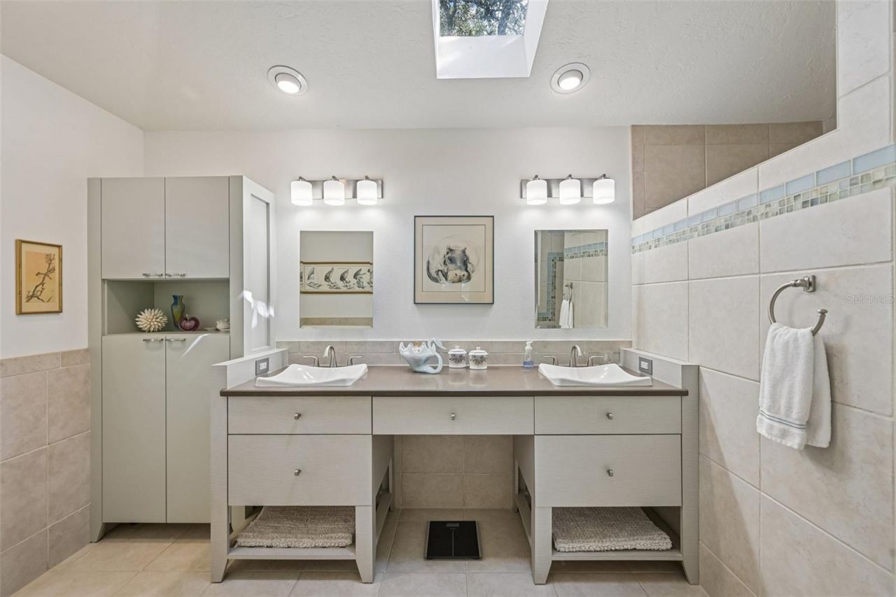 4502 Friar Tuck Lane , Sarasota, FL 34232 Photo
