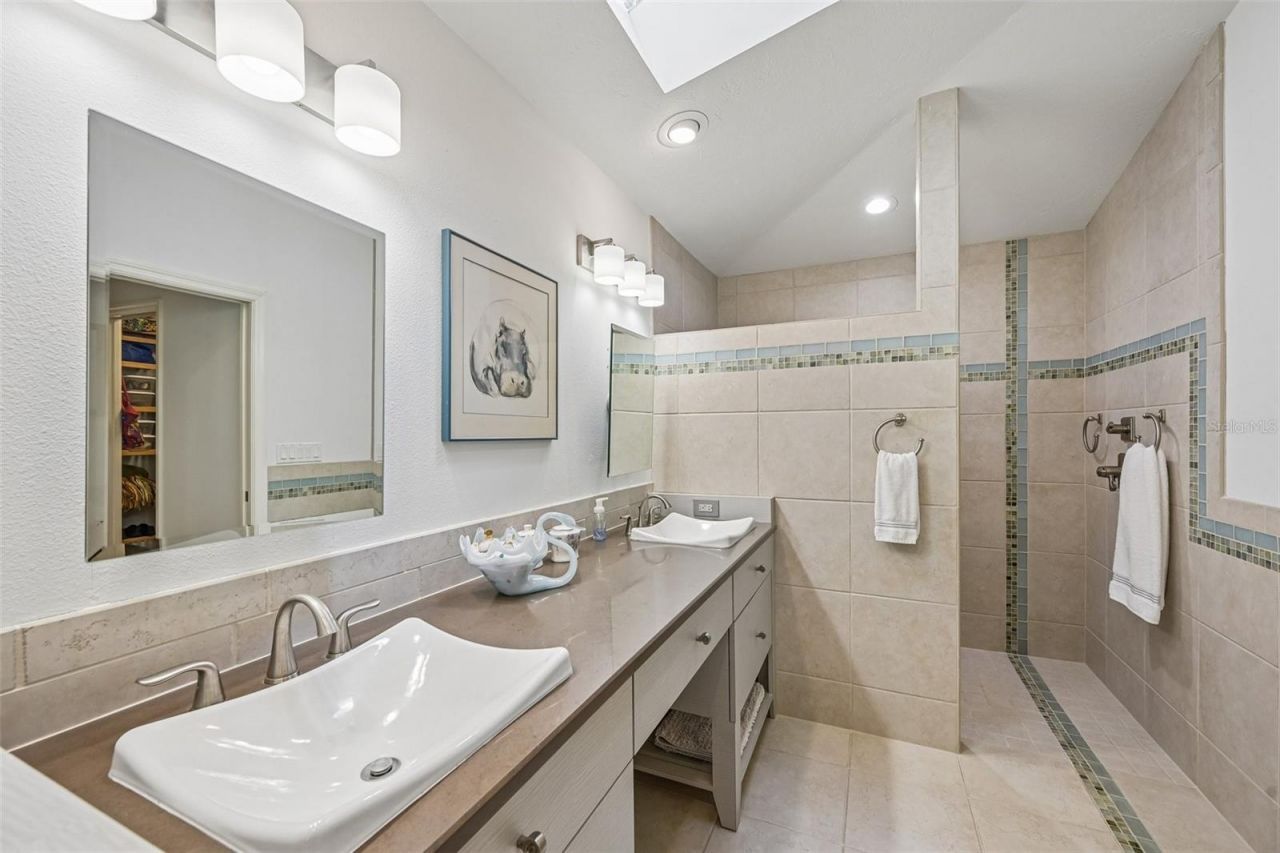 4502 Friar Tuck Lane , Sarasota, FL 34232 Photo