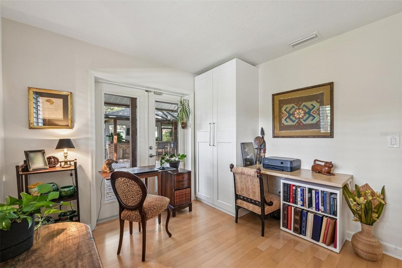 4502 Friar Tuck Lane , Sarasota, FL 34232 Photo