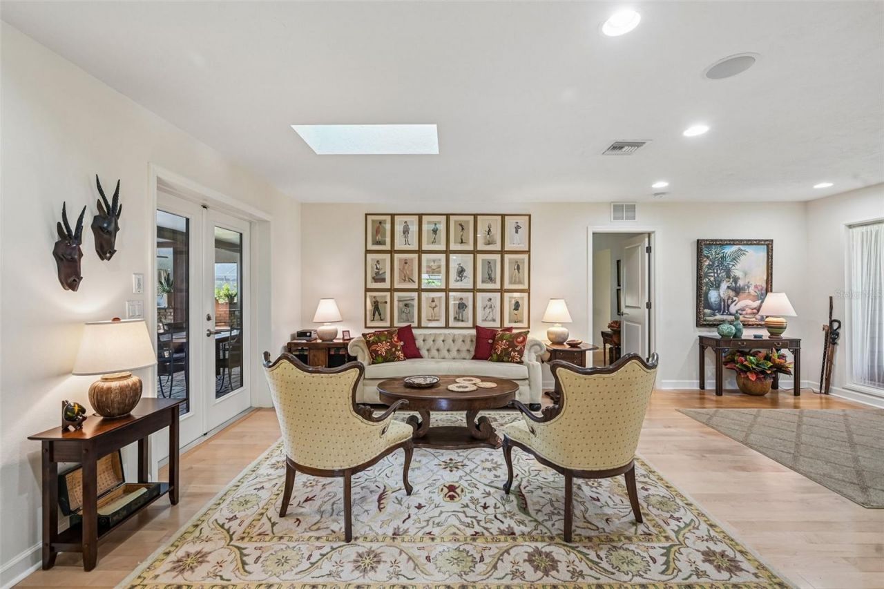 4502 Friar Tuck Lane , Sarasota, FL 34232 Photo