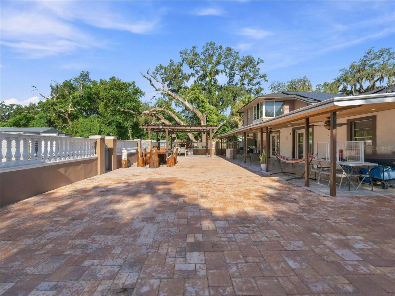 9613 Six Mile Creek Road, Tampa, FL 33610 Photo