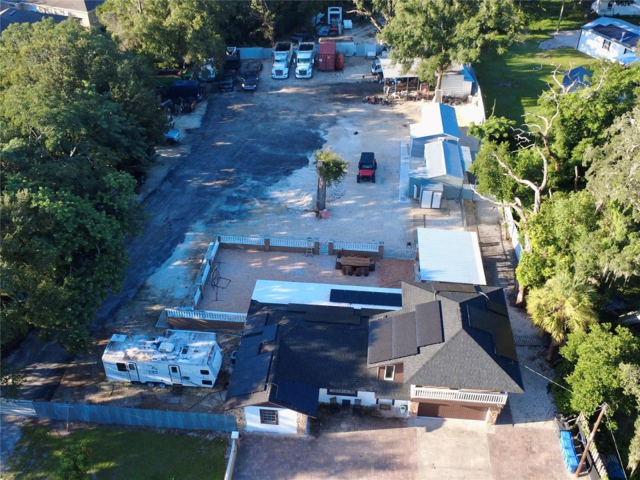 9613 Six Mile Creek Road, Tampa, FL 33610 Photo