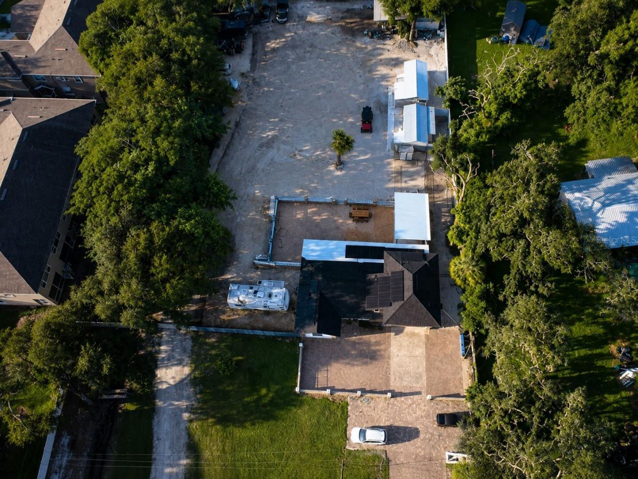 9613 Six Mile Creek Road, Tampa, FL 33610 Photo