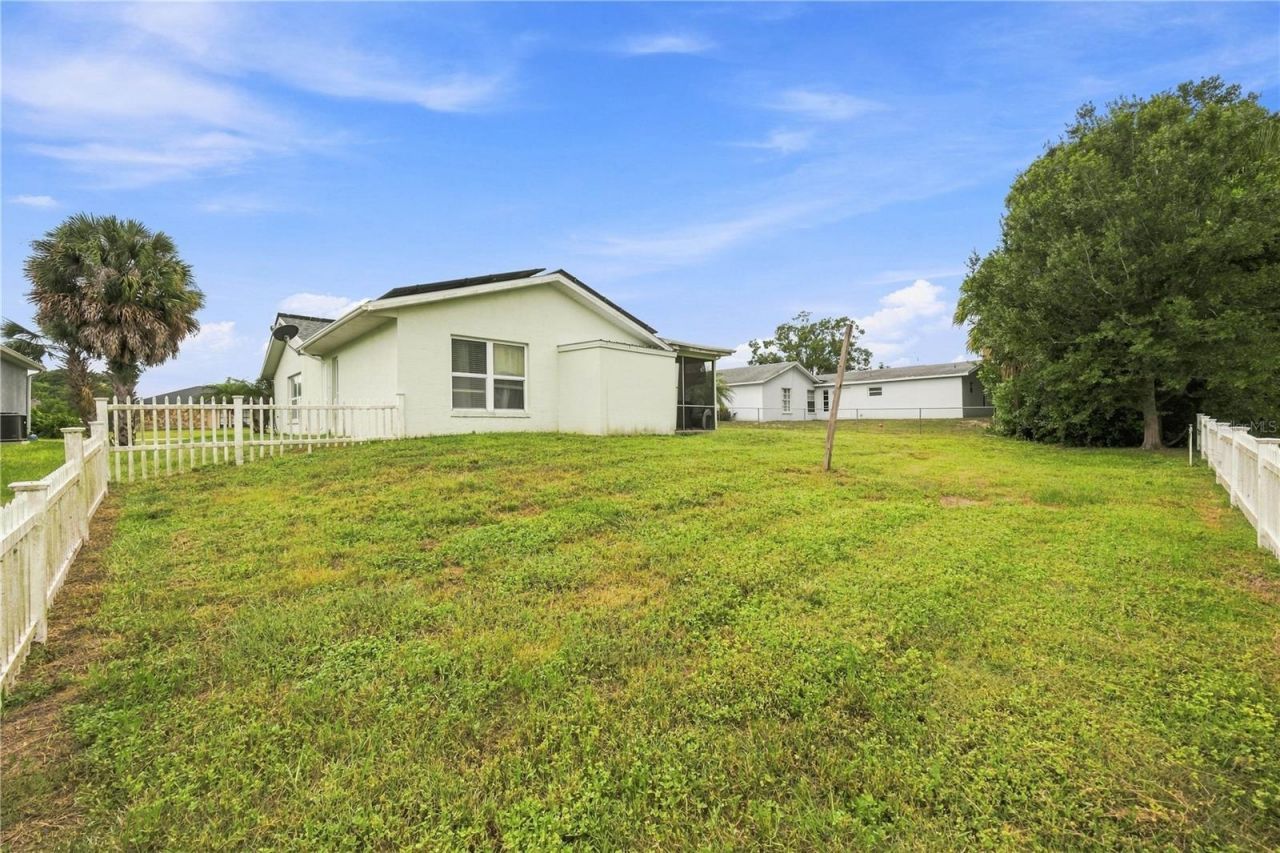3906 Santiago Street , Sebring, FL 33872 Photo